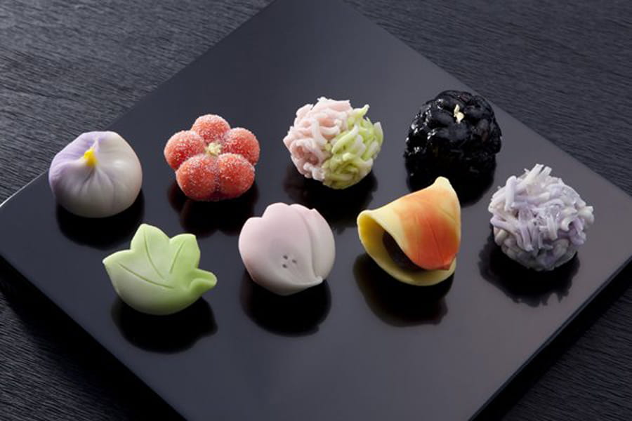 Why I Fell in Love with Japanese Sweets (和菓子 – Wagashi) - SANCHA