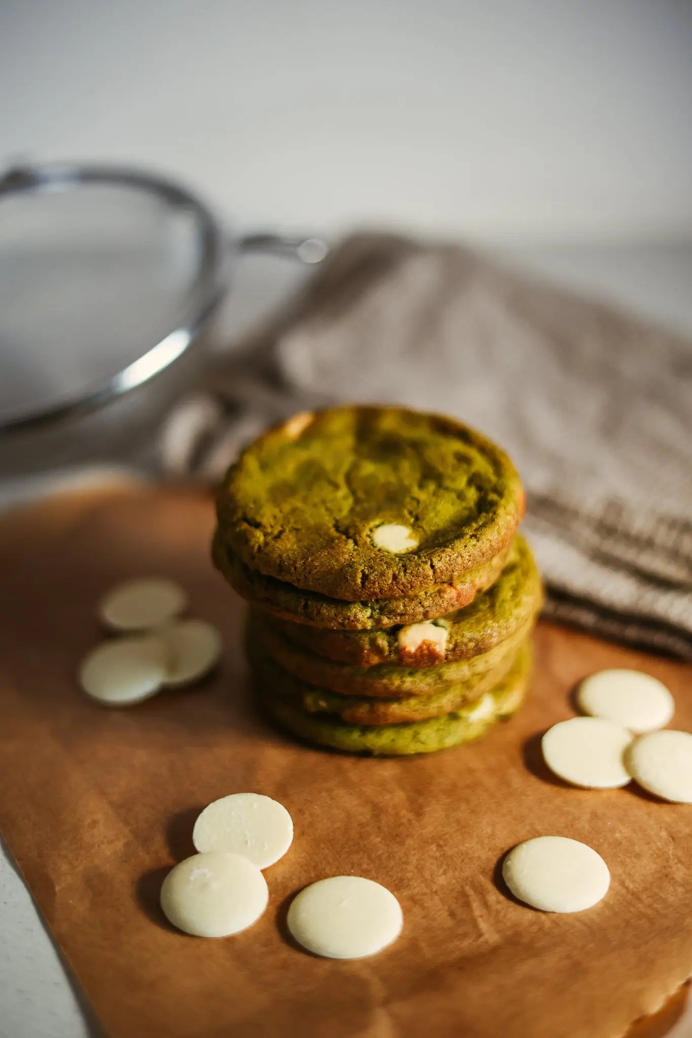 6 × Matcha and Belgian White Chocolate Cookies sancha