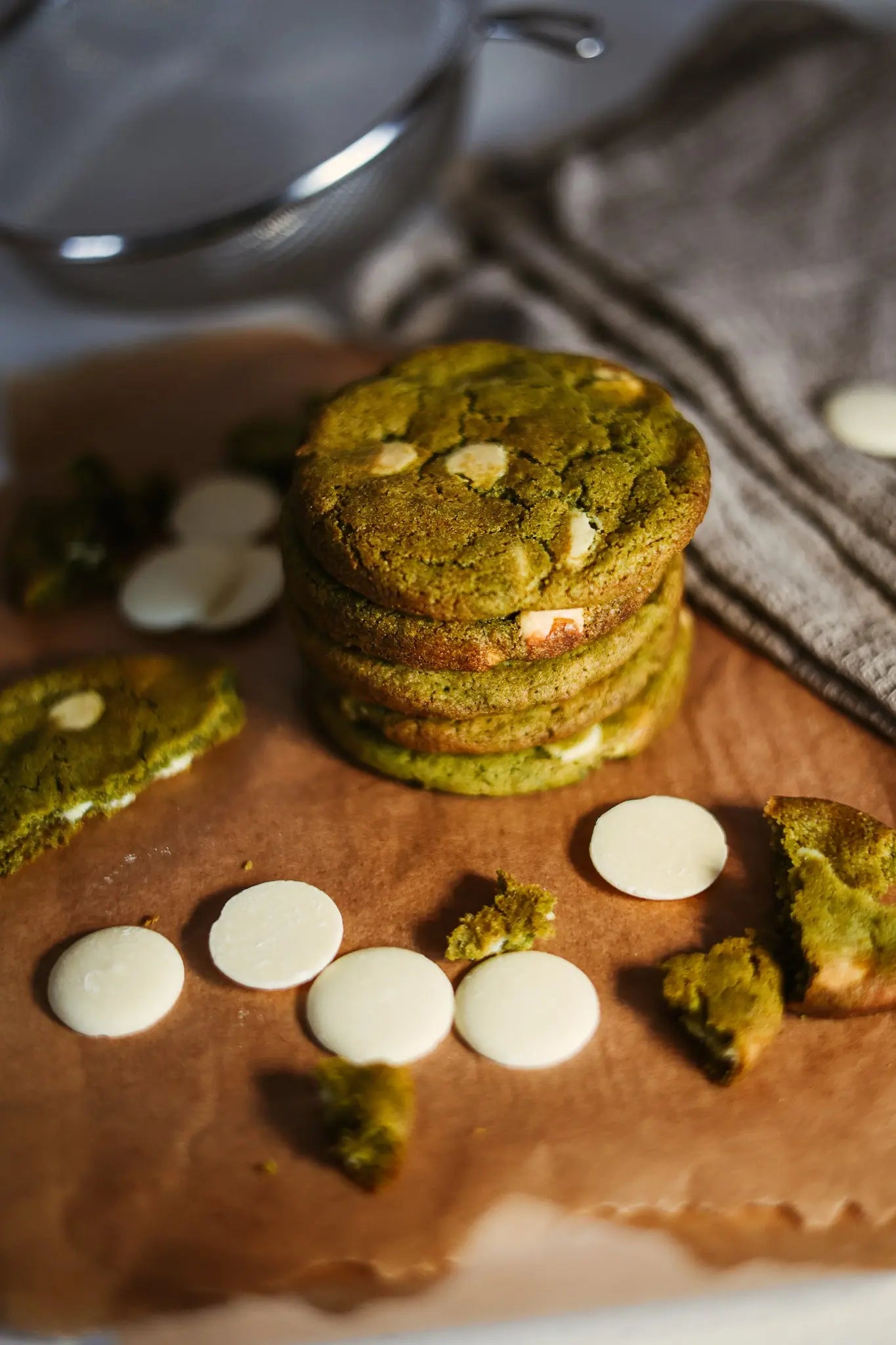 6 × Matcha and Belgian White Chocolate Cookies sancha