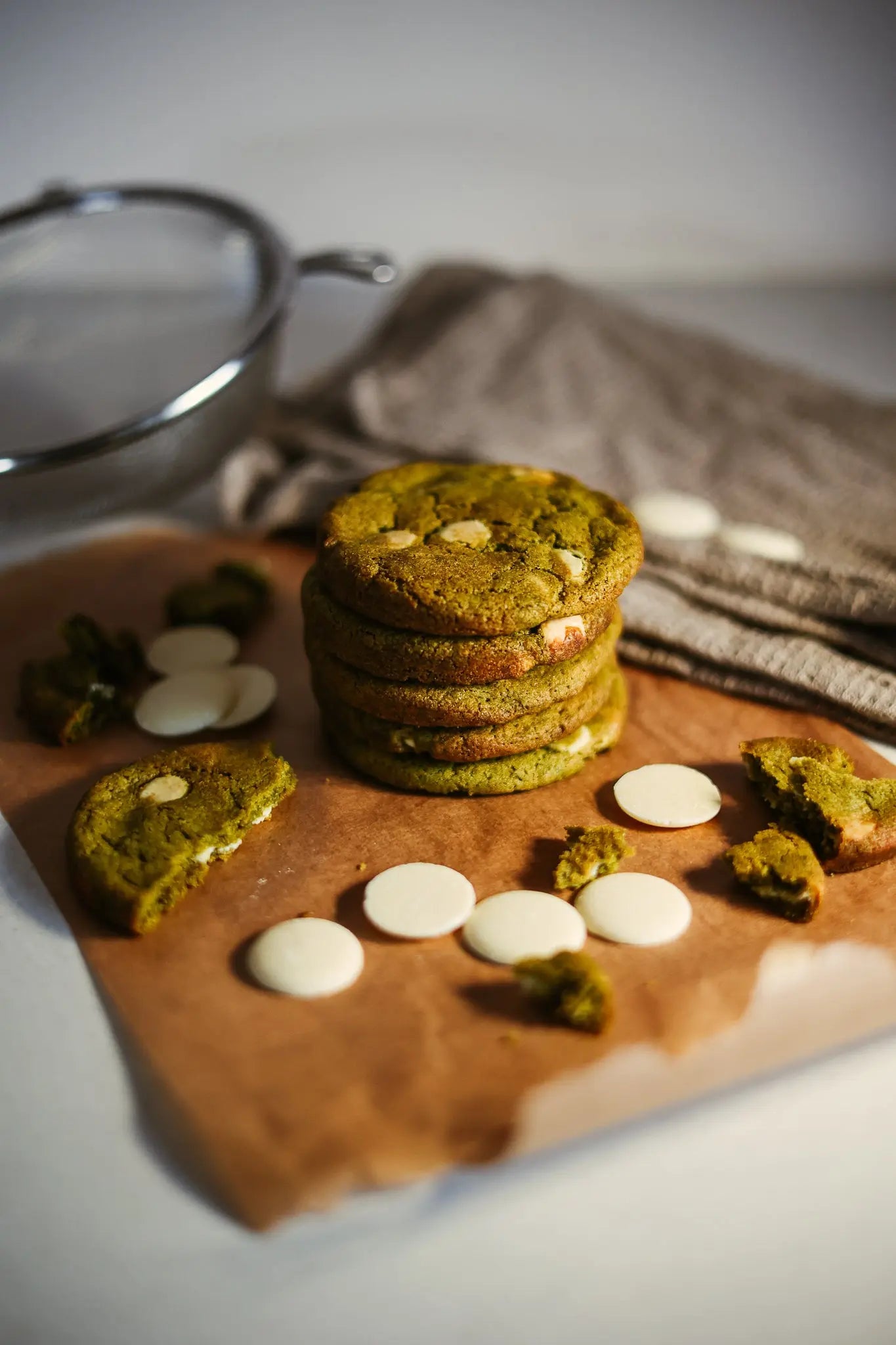 6 × Matcha and Belgian White Chocolate Cookies sancha