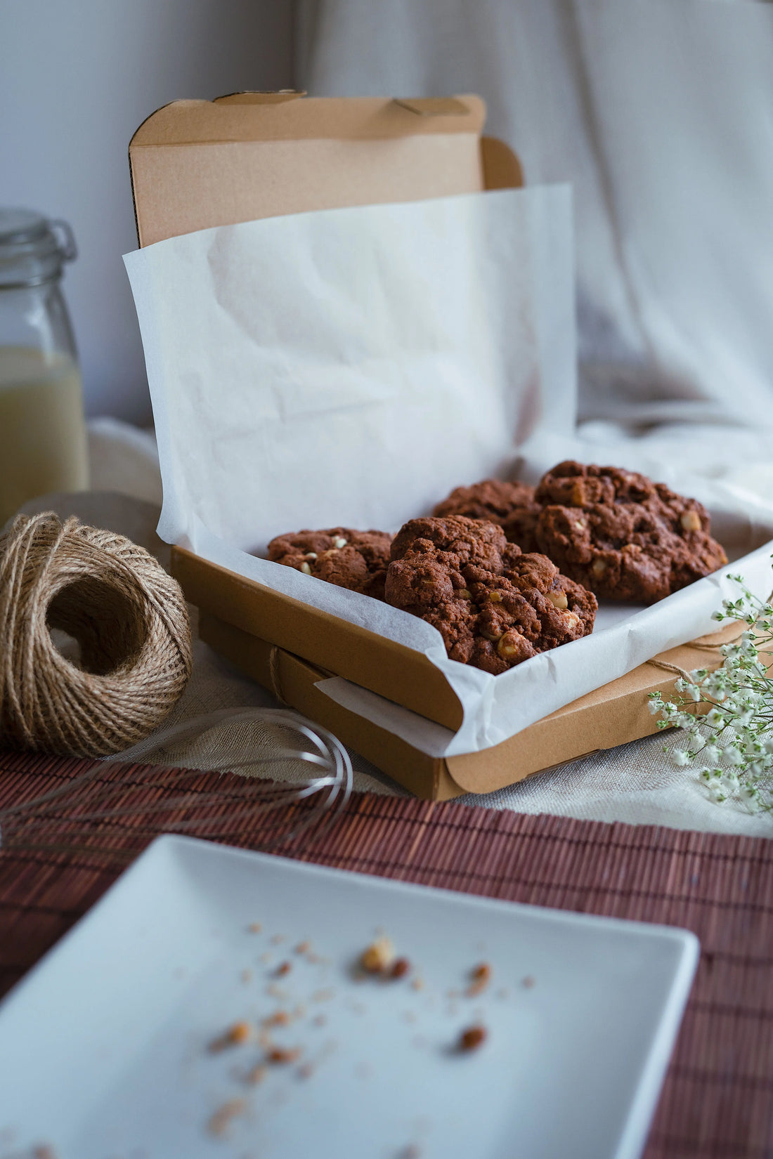 4 × Double Belgian Chocolate and Brazil Nut Cookies sancha