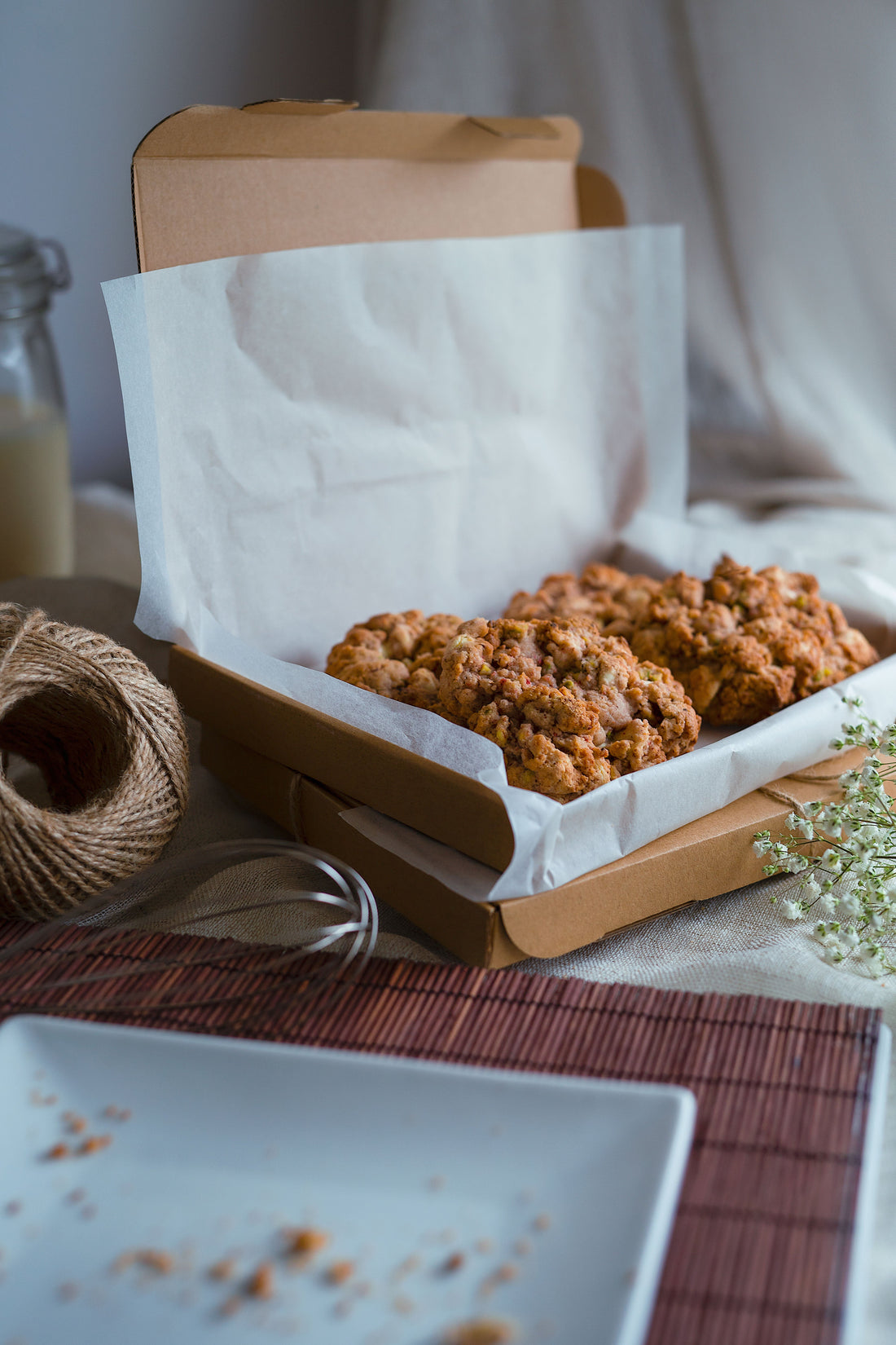 4 × Strawberry, Pistachio and Belgian White Chocolate Cookies sancha